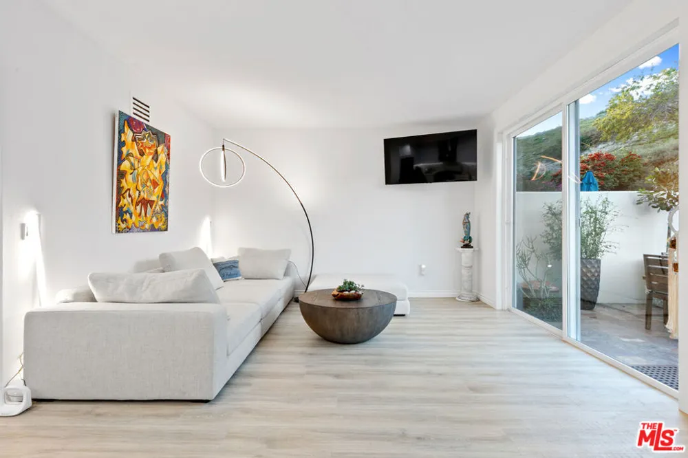 6463 Zuma View Place #167 Malibu, CA 90265