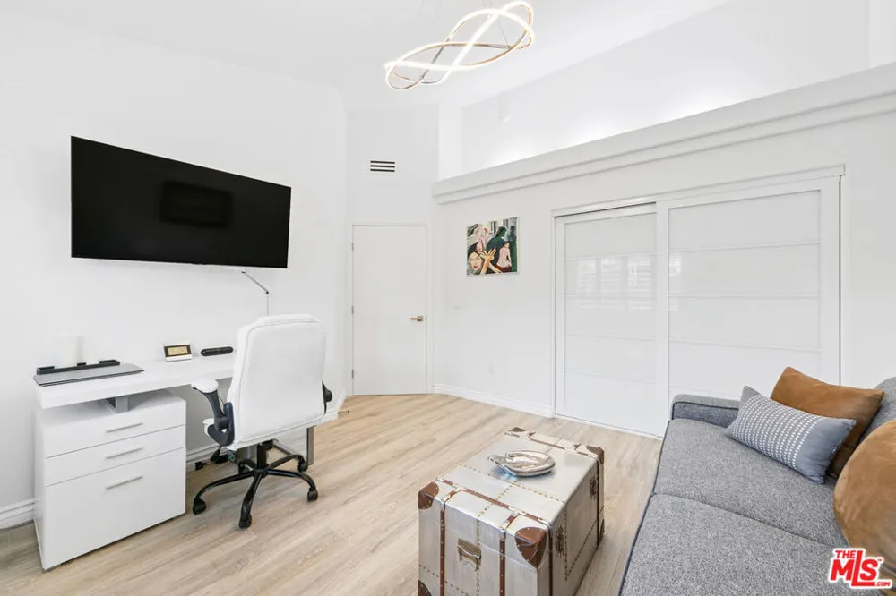6463 Zuma View Place #167 Malibu, CA 90265