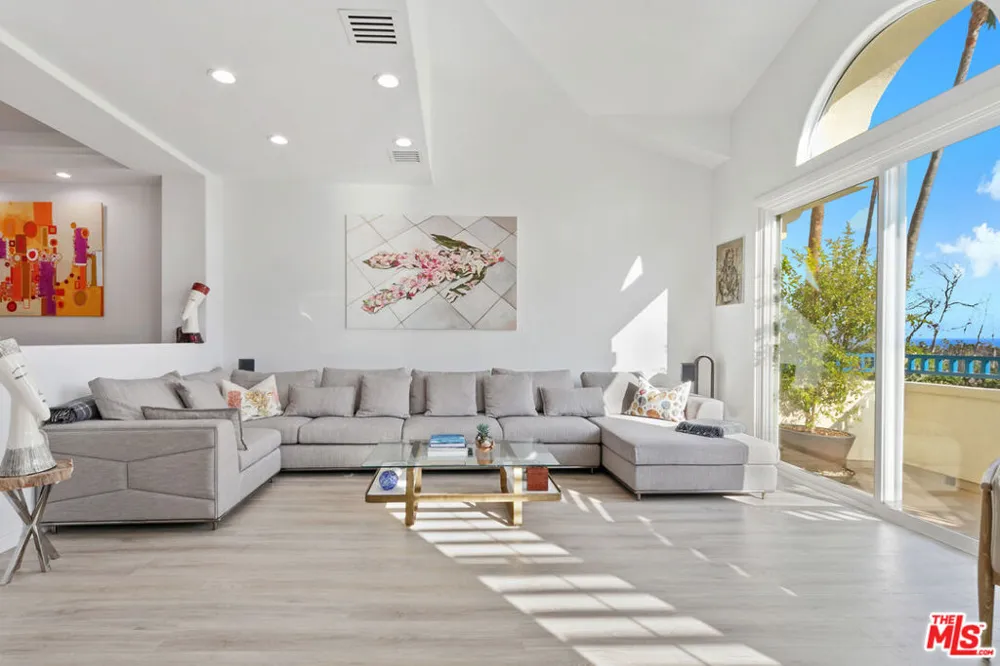 6463 Zuma View Place #167 Malibu, CA 90265