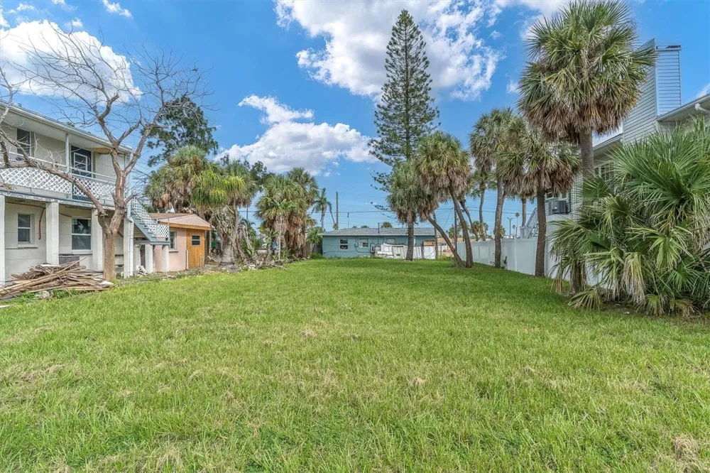 623 73RD AVENUE St Pete Beach, FL 33706