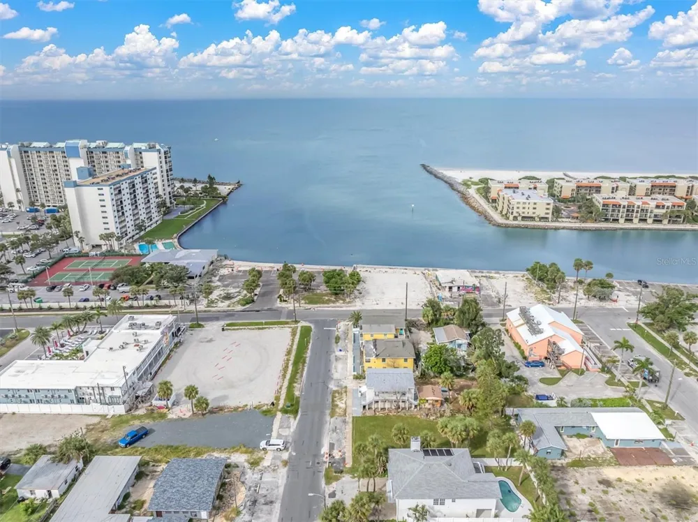 623 73RD AVENUE St Pete Beach, FL 33706