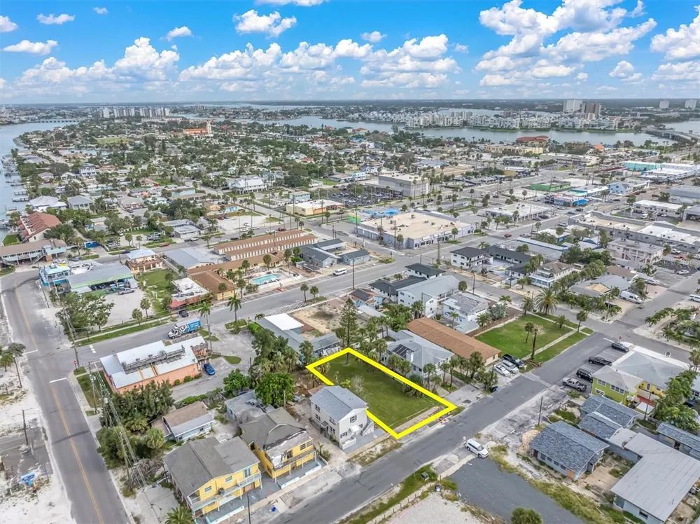 623 73RD AVENUE St Pete Beach, FL 33706