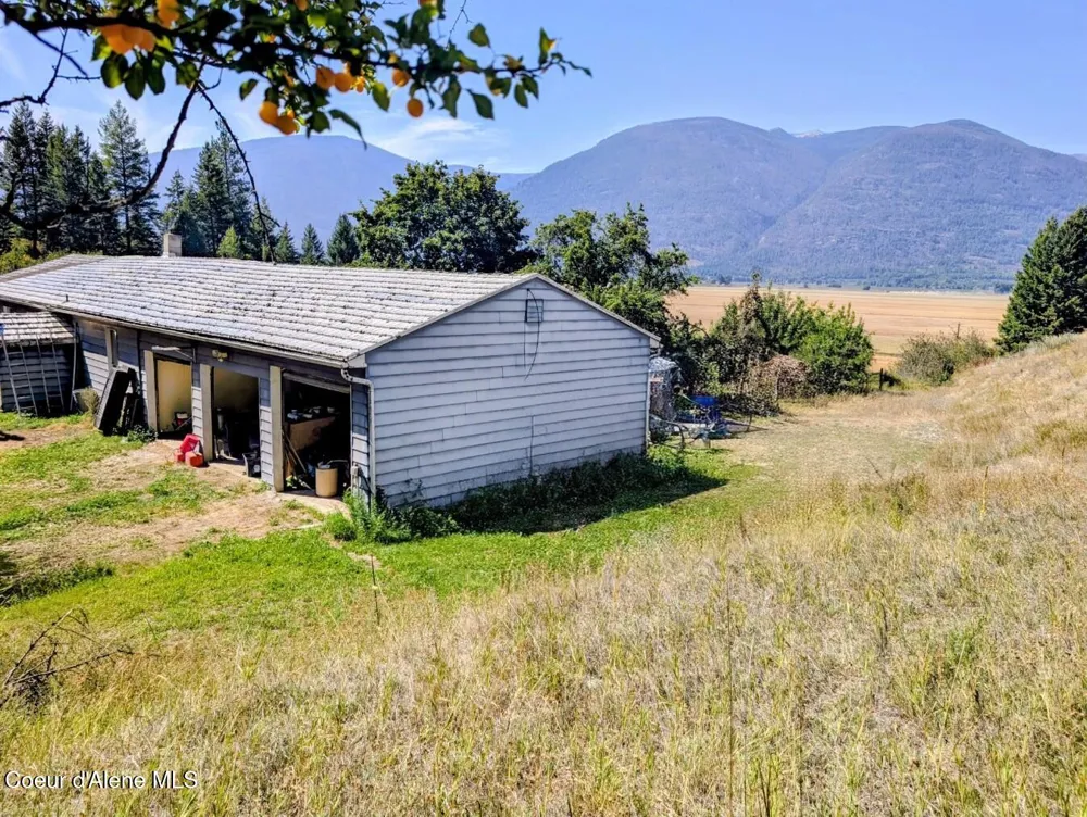2405 Deer Park Road Bonners Ferry, ID 83805