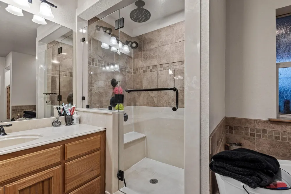 5285 County Road 3226 Lone Oak, TX 75453