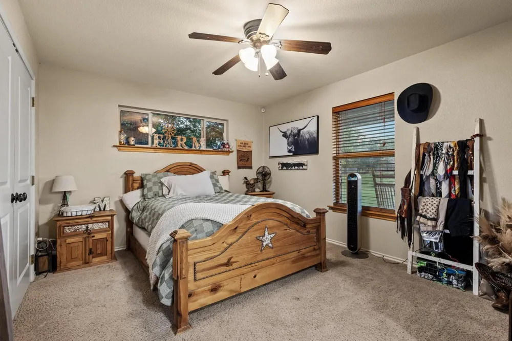 5285 County Road 3226 Lone Oak, TX 75453