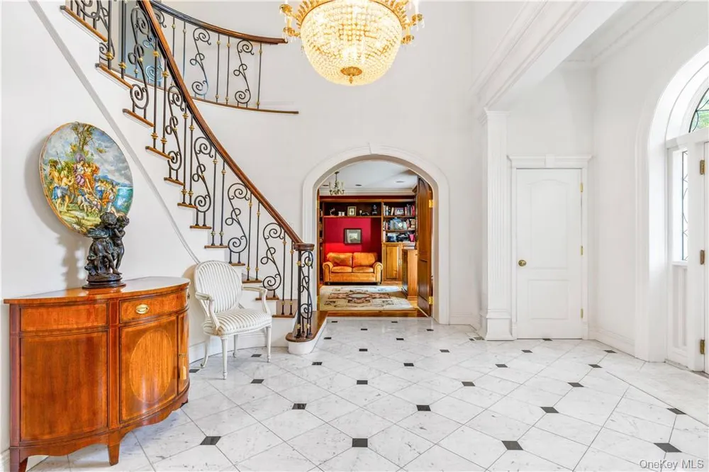 6 Love Lane Harrison, NY 10528