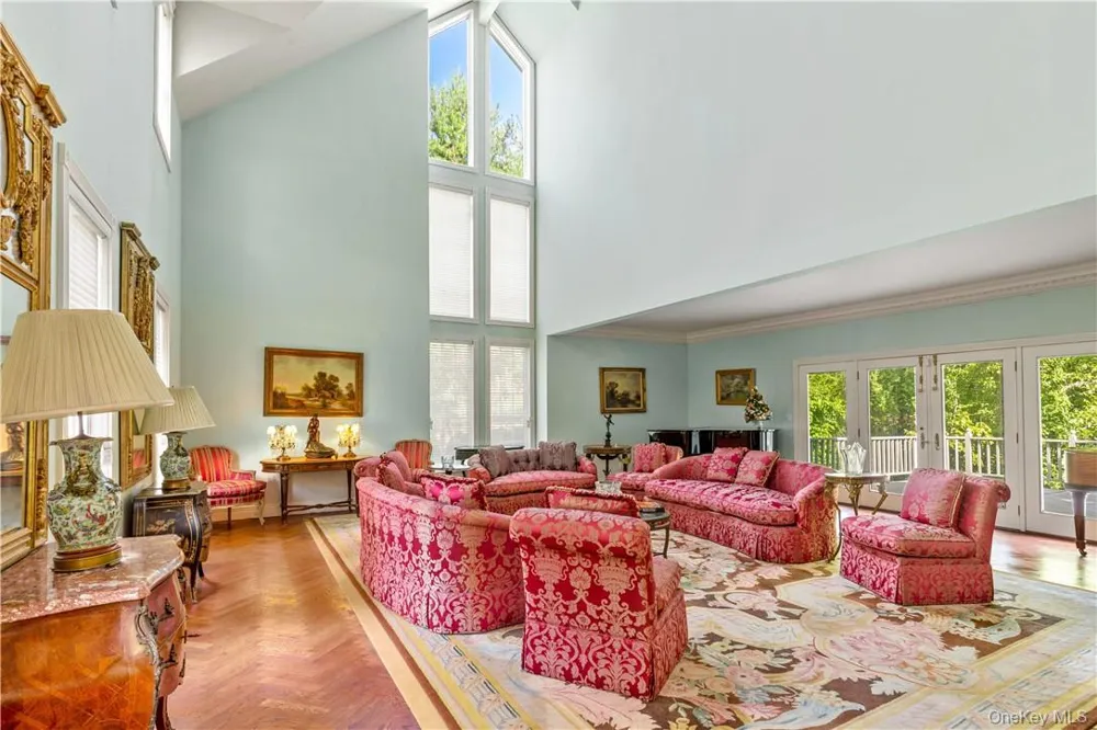 6 Love Lane Harrison, NY 10528
