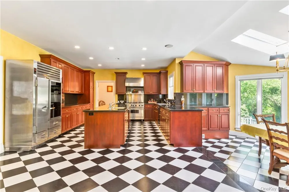 6 Love Lane Harrison, NY 10528