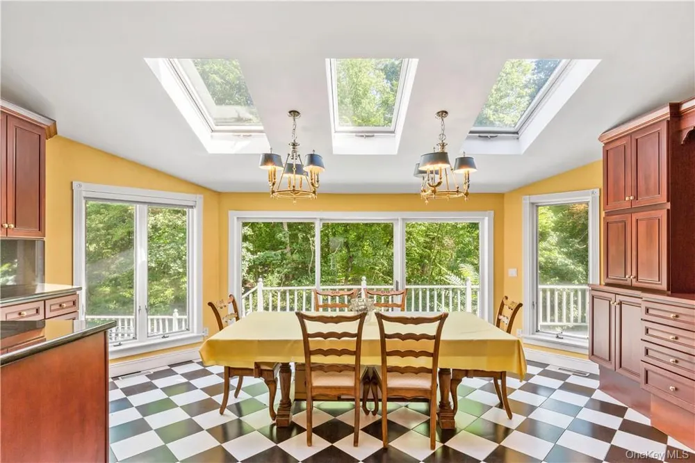 6 Love Lane Harrison, NY 10528