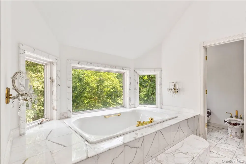 6 Love Lane Harrison, NY 10528
