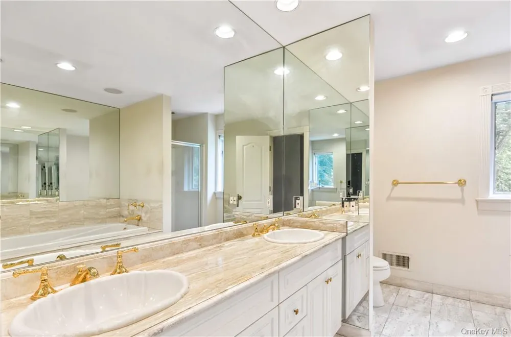 6 Love Lane Harrison, NY 10528