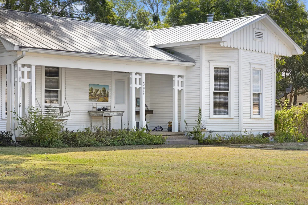 395 Centennial Street Carmine, TX 78932