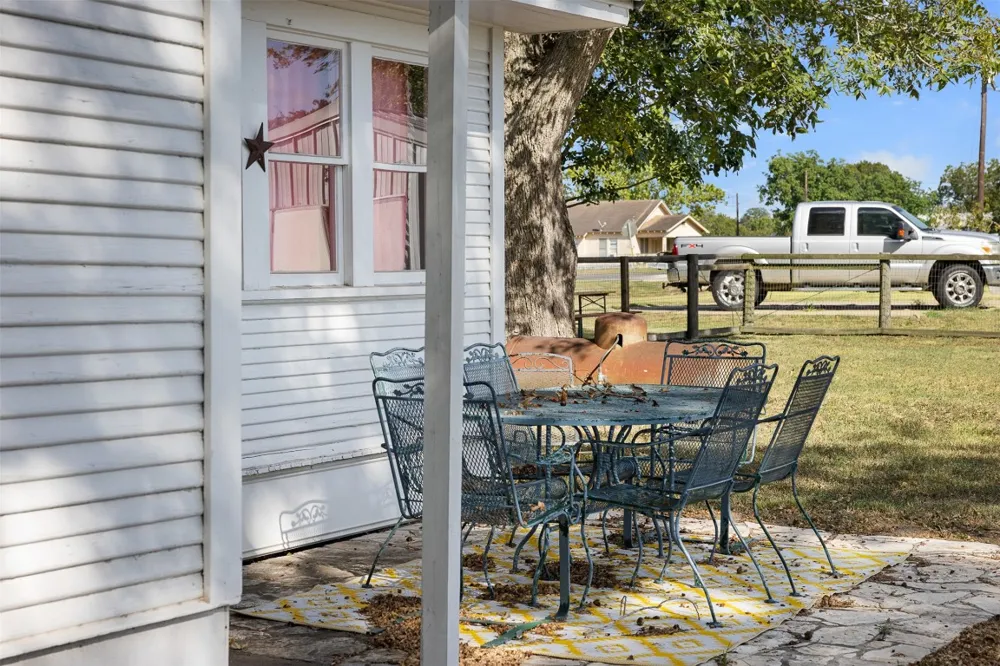395 Centennial Street Carmine, TX 78932