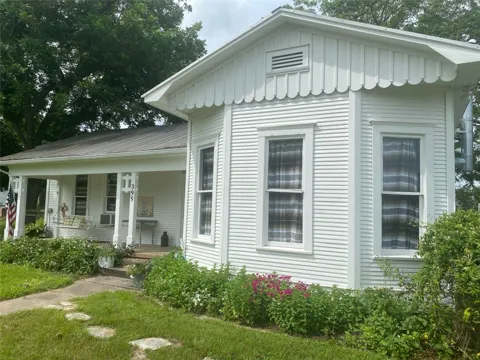 395 Centennial Street