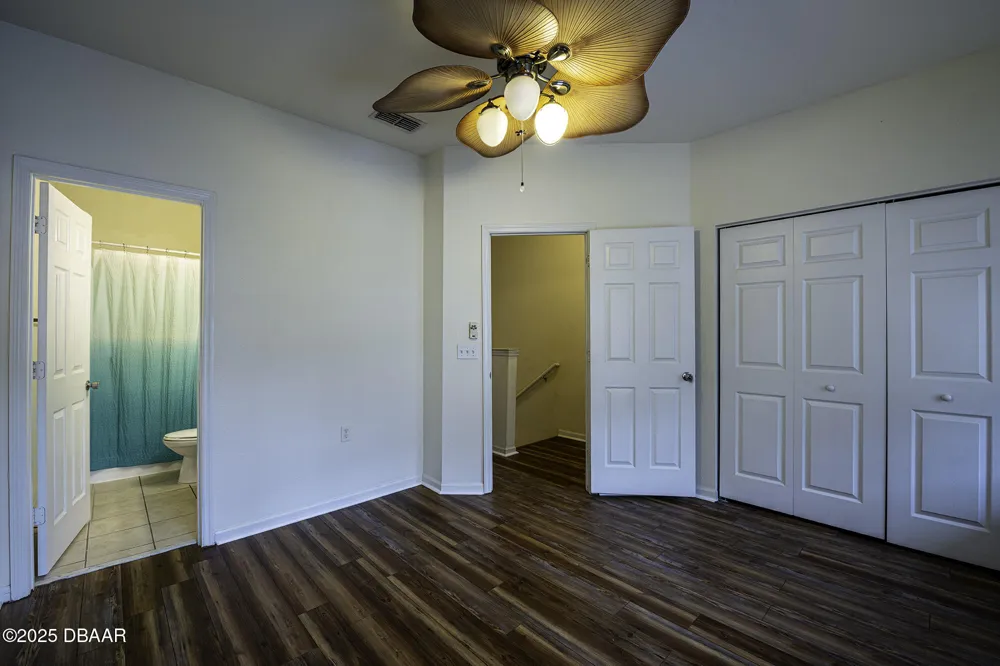 5057 NW 44th Lane #106 Gainesville, FL 32606