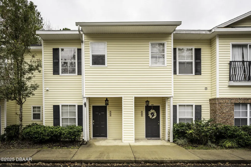 5057 NW 44th Lane #106 Gainesville, FL 32606