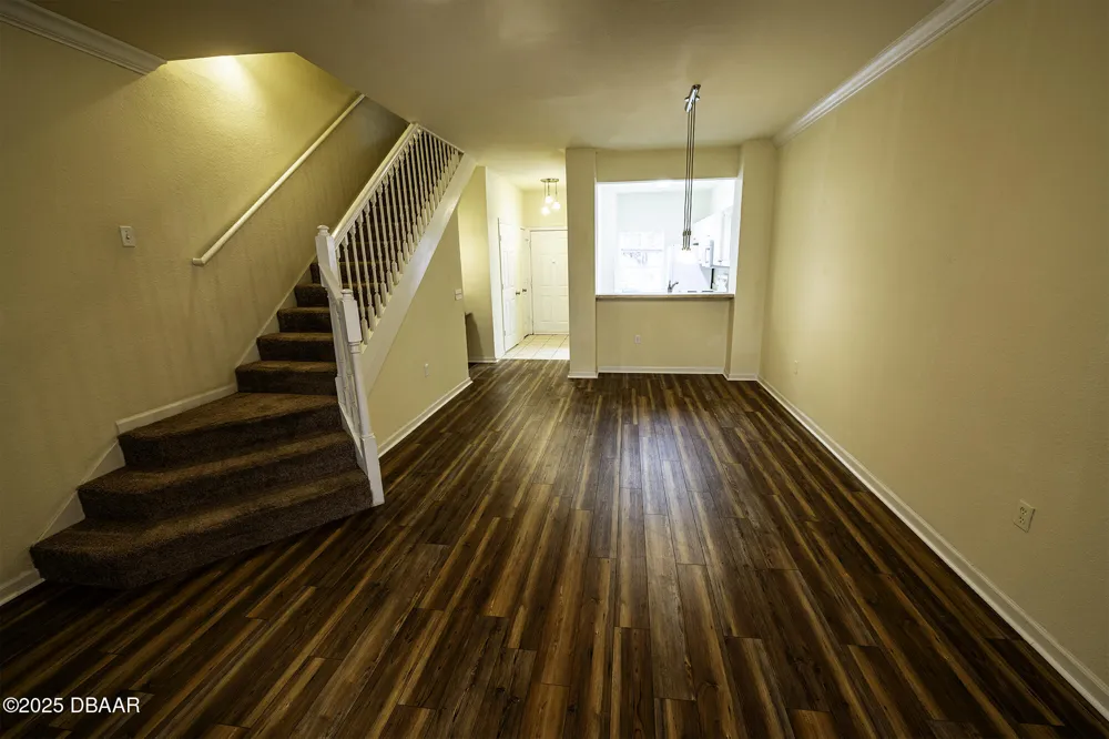 5057 NW 44th Lane #106 Gainesville, FL 32606