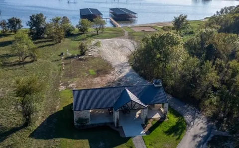 Stillwater Shores