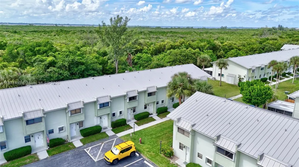 9421 S Ocean Dr #90 Jensen Beach, FL 34957