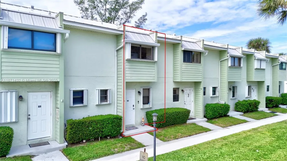 9421 S Ocean Dr #90 Jensen Beach, FL 34957