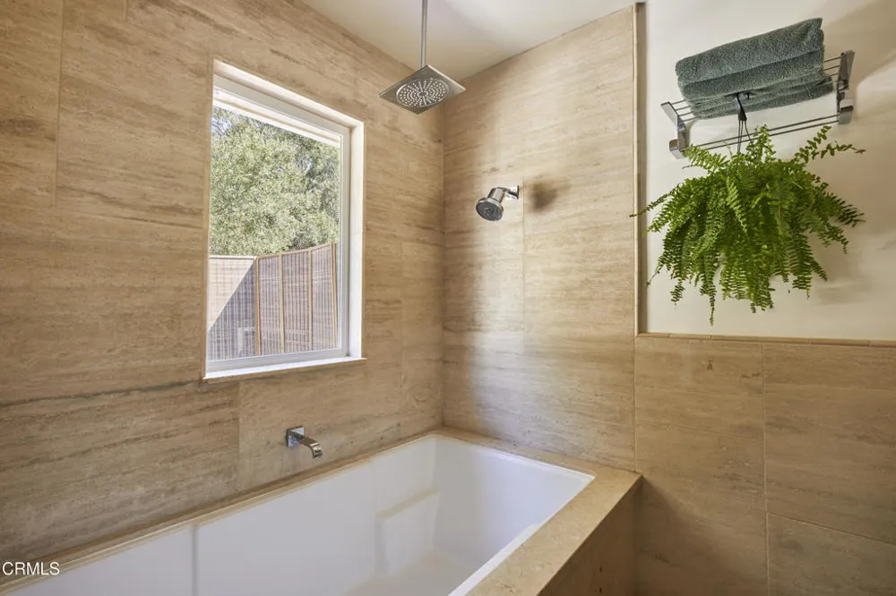 15990 Maricopa Highway Ojai, CA 93023