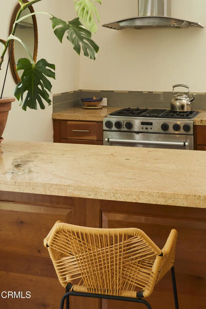 15990 Maricopa Highway Ojai, CA 93023
