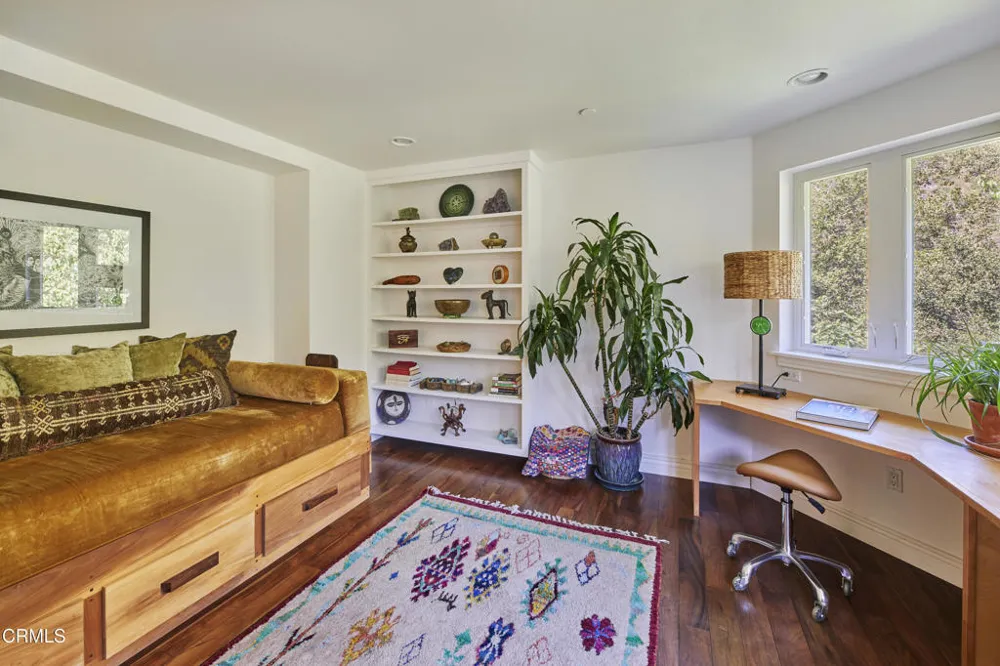 15990 Maricopa Highway Ojai, CA 93023