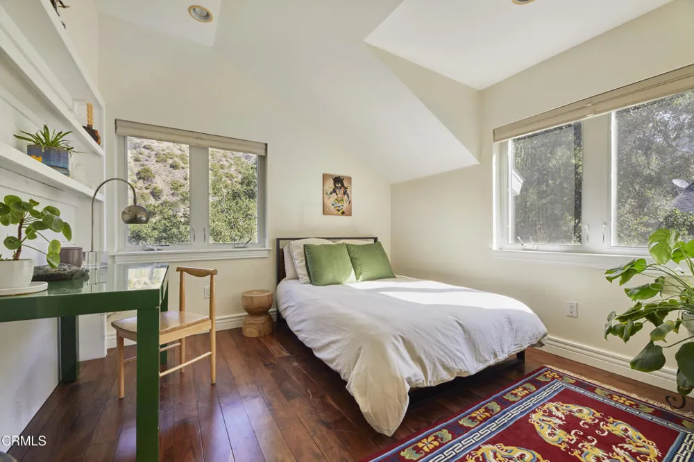 15990 Maricopa Highway Ojai, CA 93023