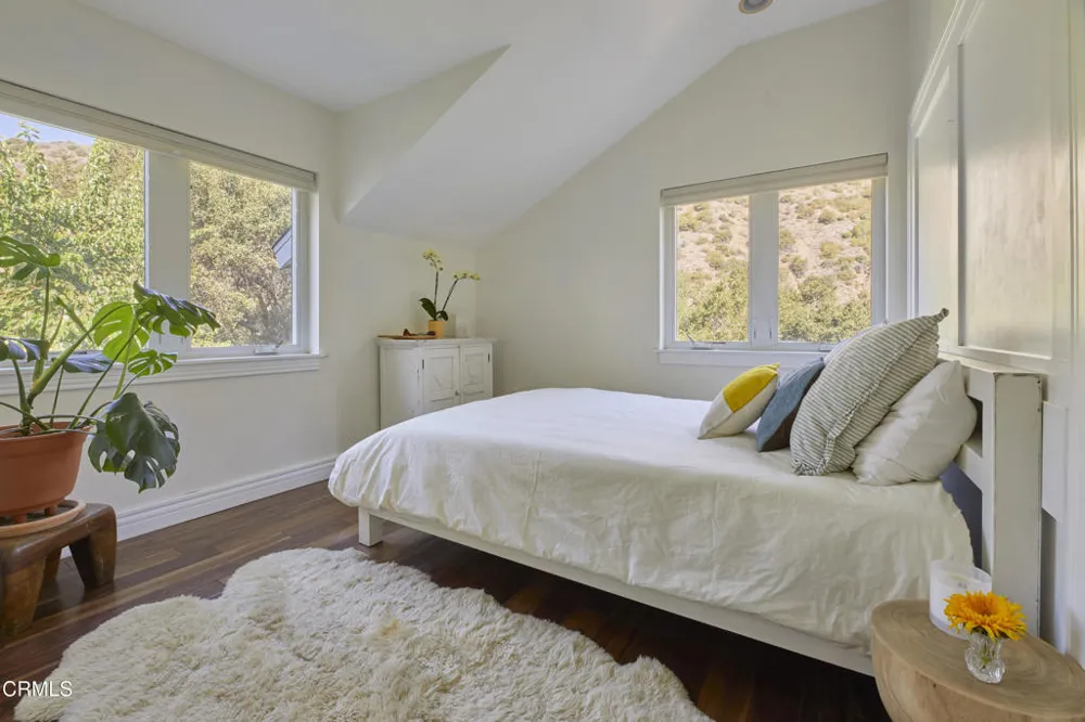 15990 Maricopa Highway Ojai, CA 93023