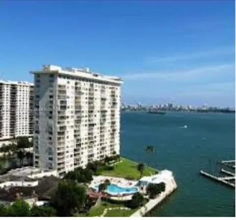 11111 Biscayne Blvd #4D