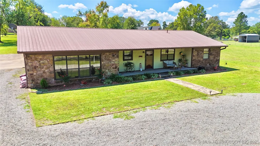 1710 E Old Military Road Stigler, OK 74462