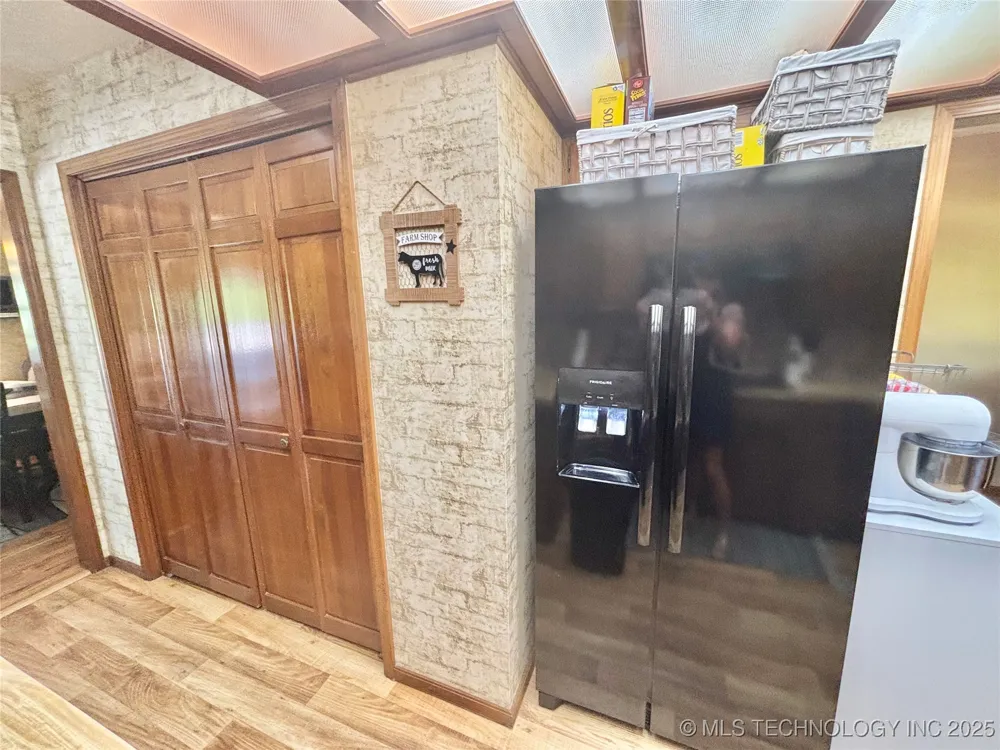 1710 E Old Military Road Stigler, OK 74462