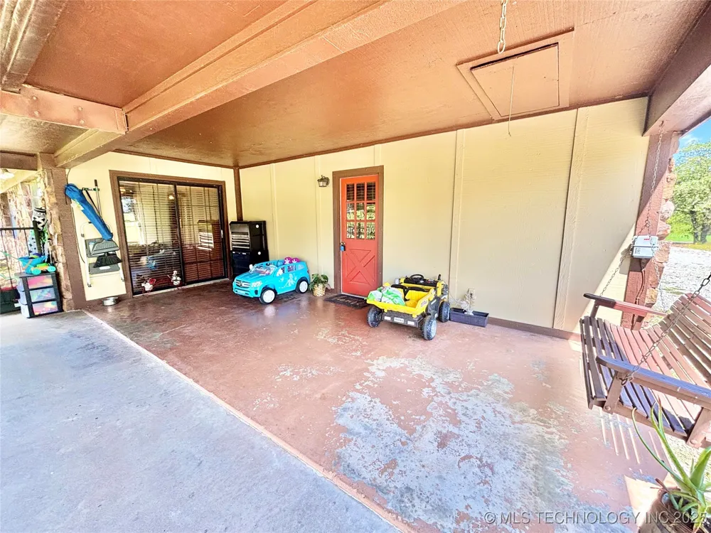 1710 E Old Military Road Stigler, OK 74462
