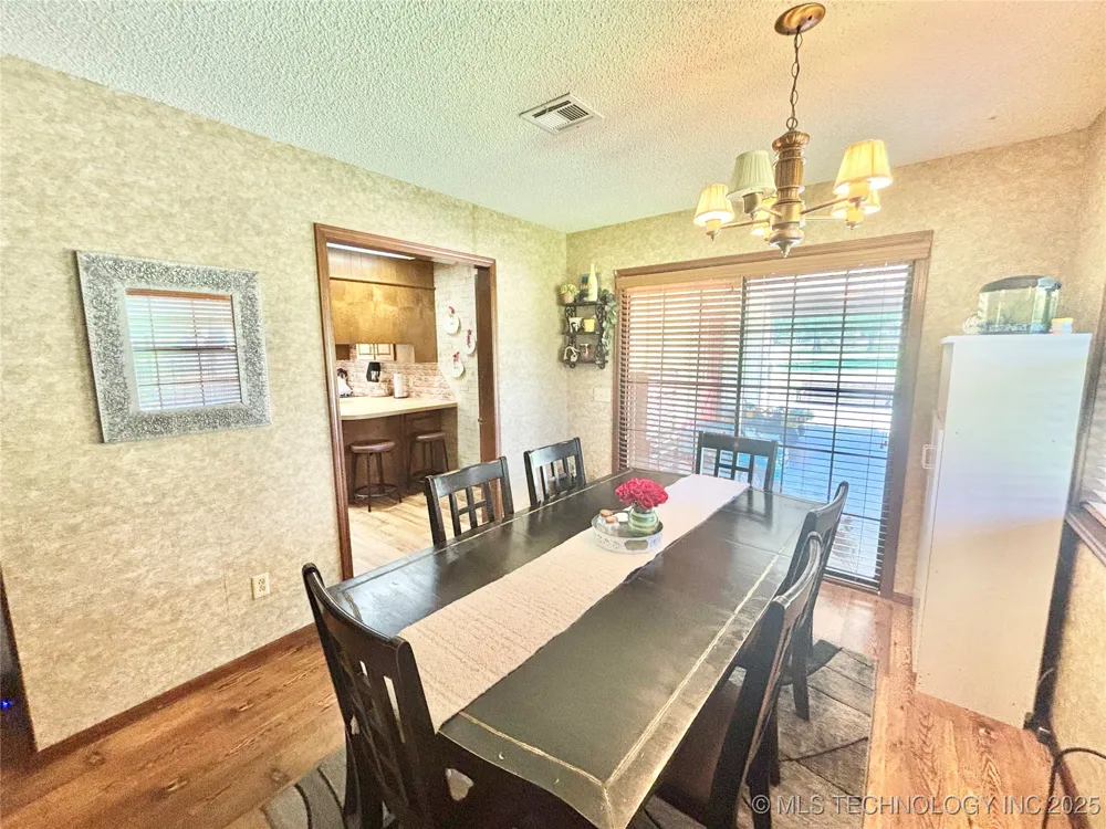 1710 E Old Military Road Stigler, OK 74462