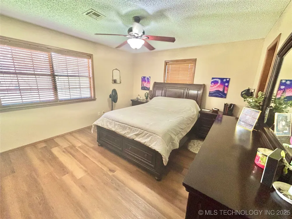 1710 E Old Military Road Stigler, OK 74462