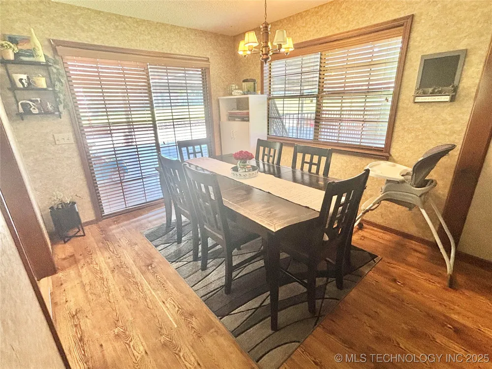 1710 E Old Military Road Stigler, OK 74462