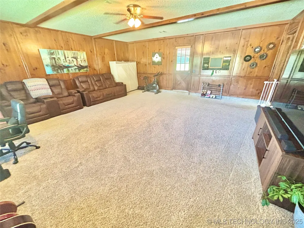 1710 E Old Military Road Stigler, OK 74462