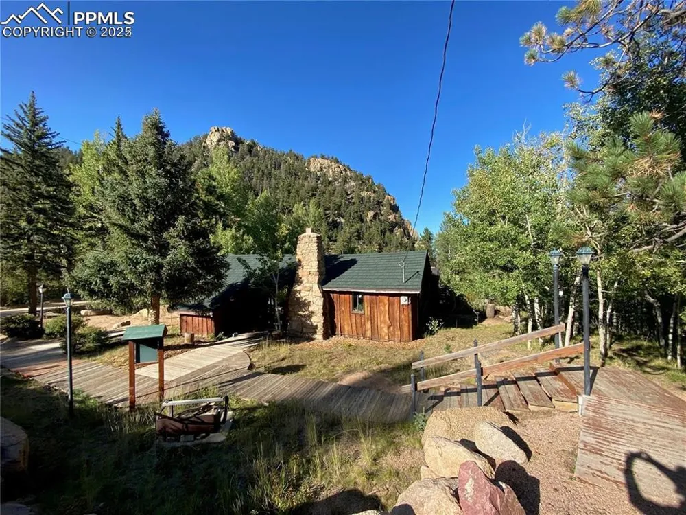 210 Waterfall Loop Manitou Springs, CO 80829