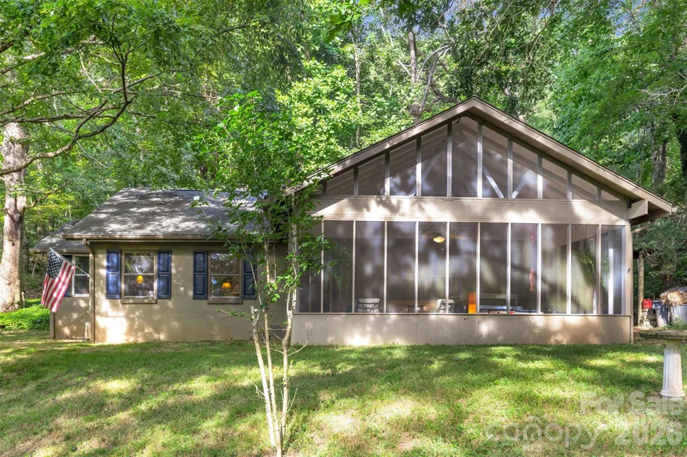 3605 Skyuka Mountain Road Columbus, NC 28722
