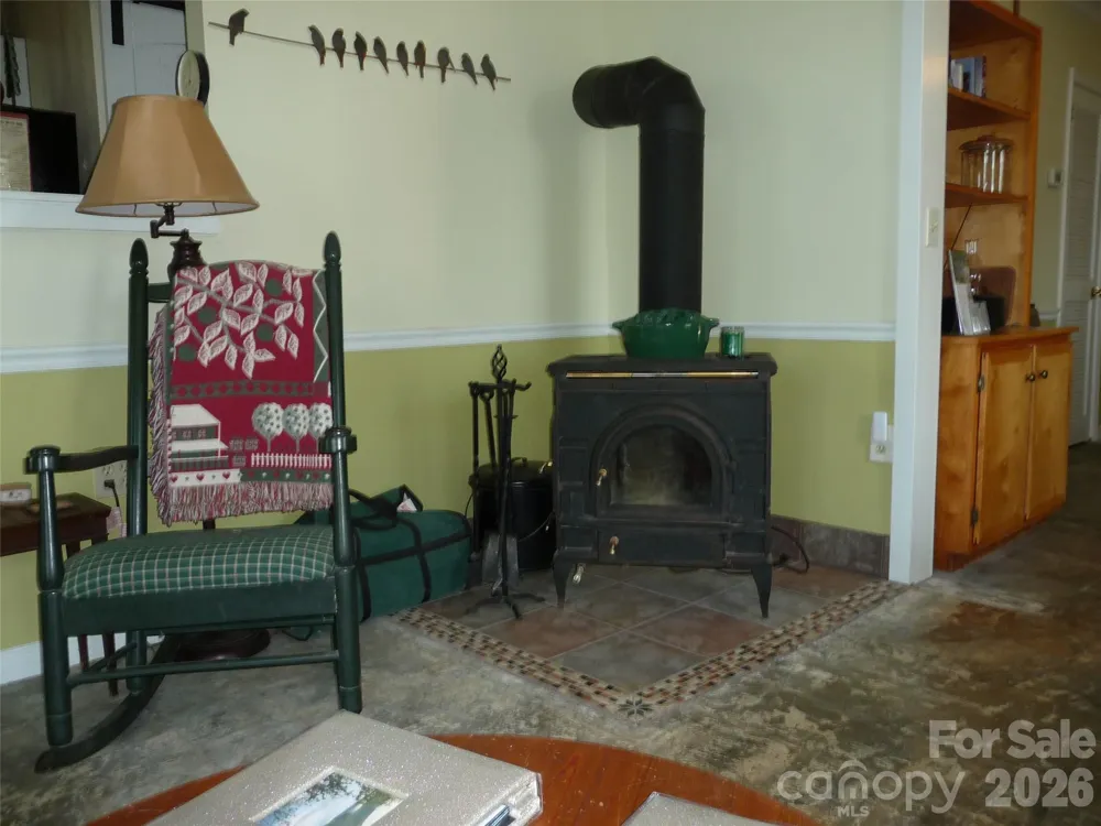3605 Skyuka Mountain Road Columbus, NC 28722