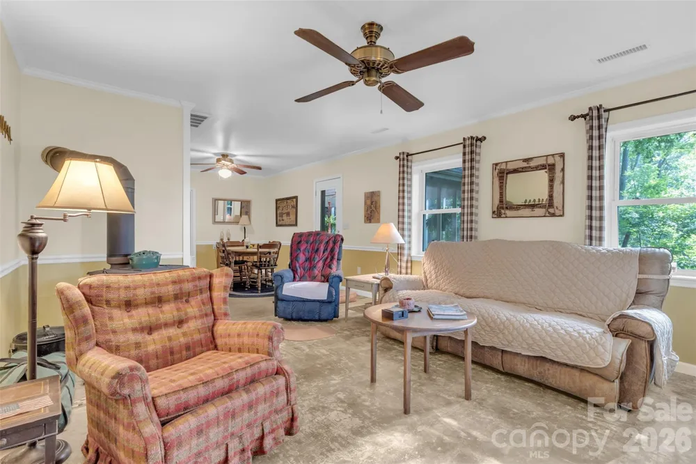 3605 Skyuka Mountain Road Columbus, NC 28722