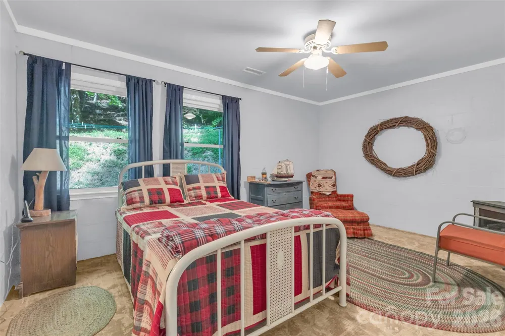 3605 Skyuka Mountain Road Columbus, NC 28722