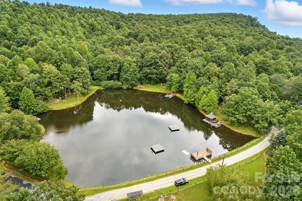 3605 Skyuka Mountain Road Columbus, NC 28722