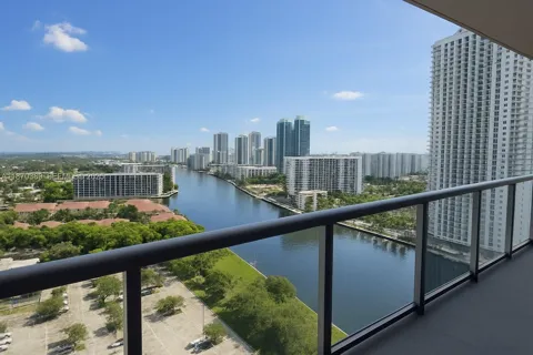 2602 E Hallandale Beach Blvd #R2510