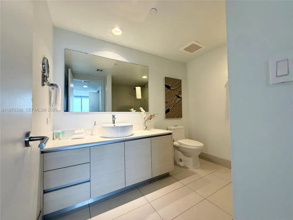 2602 E Hallandale Beach Blvd #R2510 Hallandale Beach, FL 33009