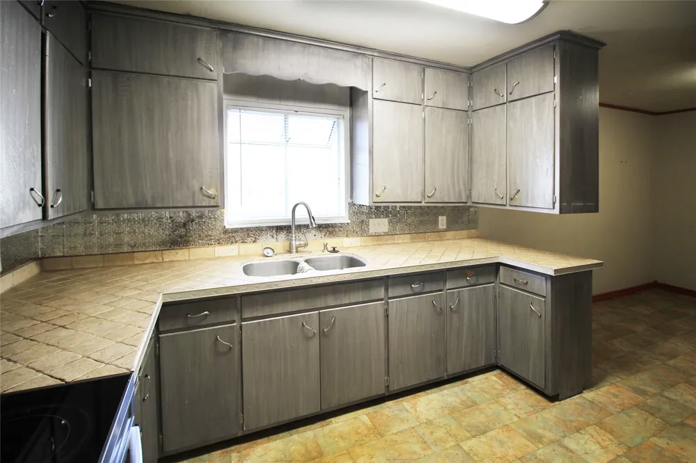 327 W Mulberry Street Fredericksburg, TX 78624