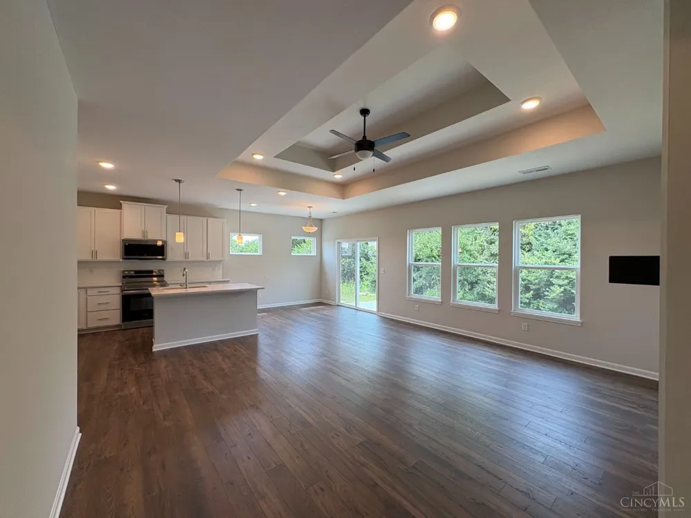 815 W Arlington Street Trenton, OH 45067