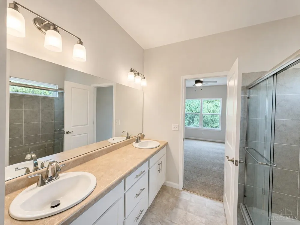 815 W Arlington Street Trenton, OH 45067