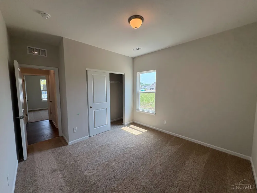 815 W Arlington Street Trenton, OH 45067