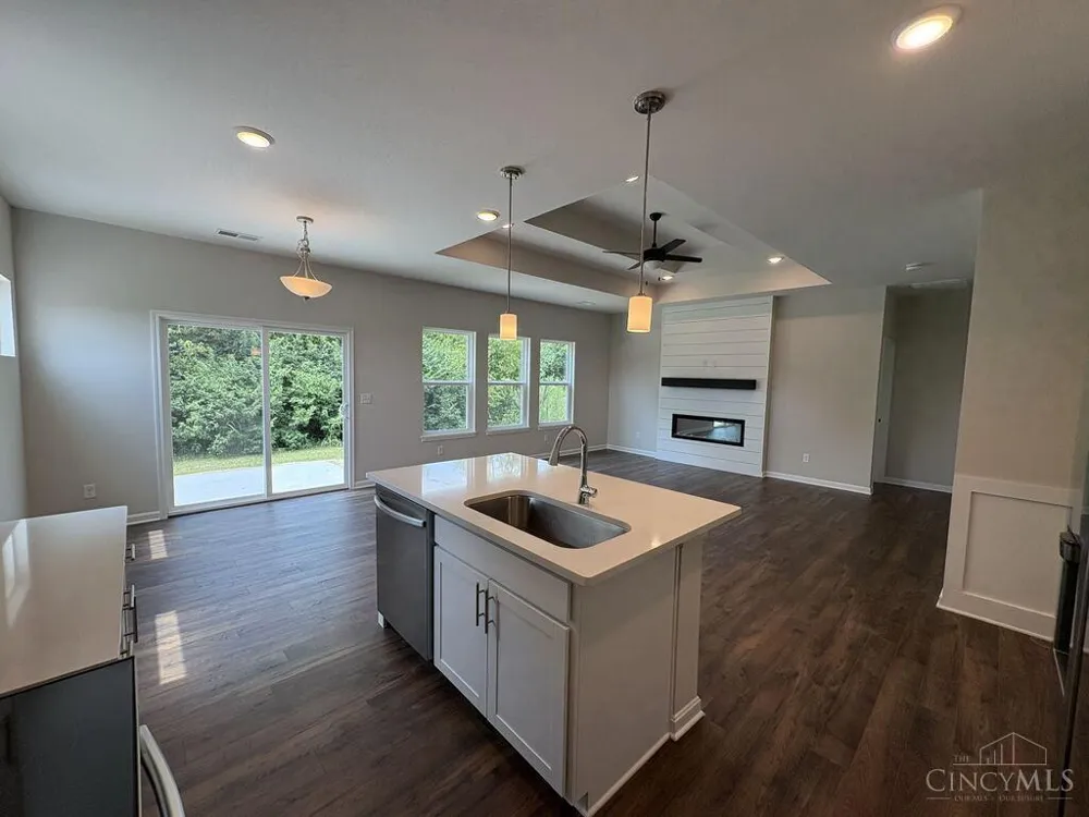 815 W Arlington Street Trenton, OH 45067